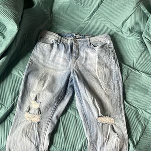 High-rise akle slim ripped jeans